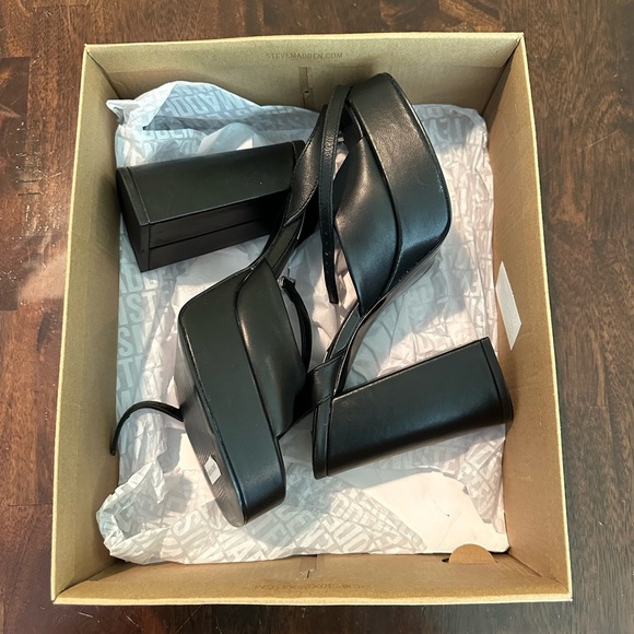 STEVE MADEN Carolyn Black Leather NWB - Picture 9 of 15